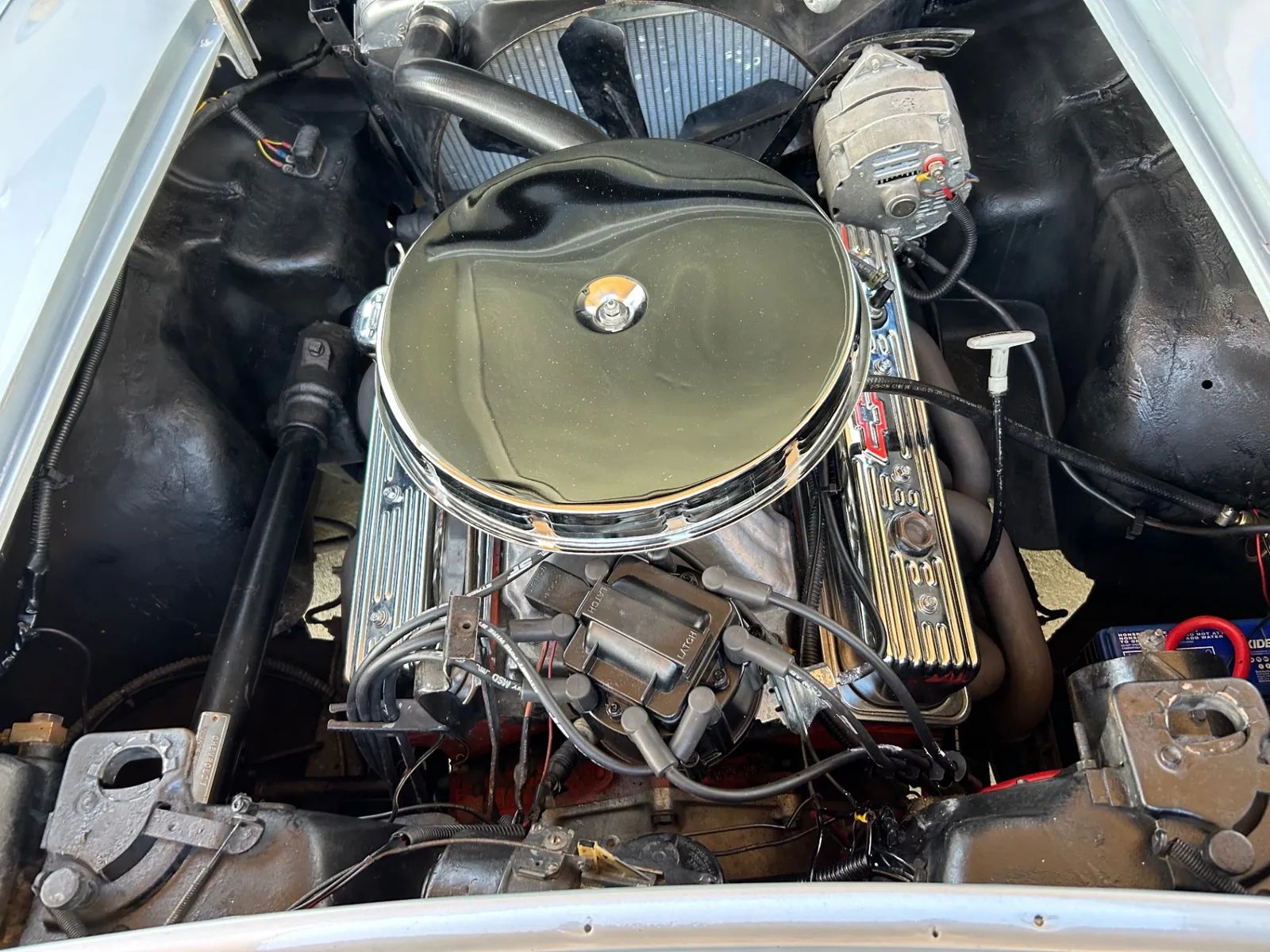 Engine bay of the 1960 Chevrolet Corvette