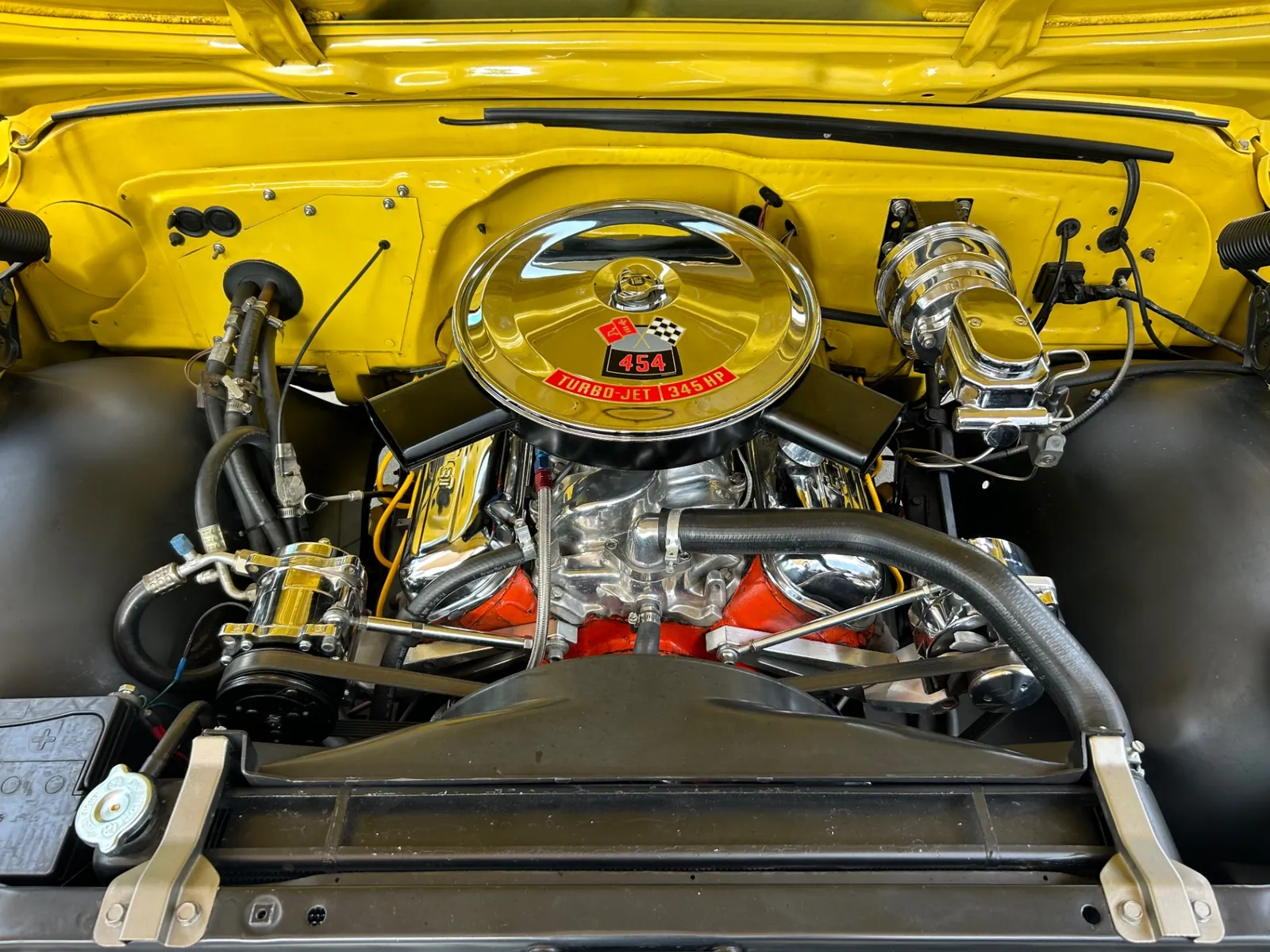 Engine bay of the 1972 Chevrolet C10