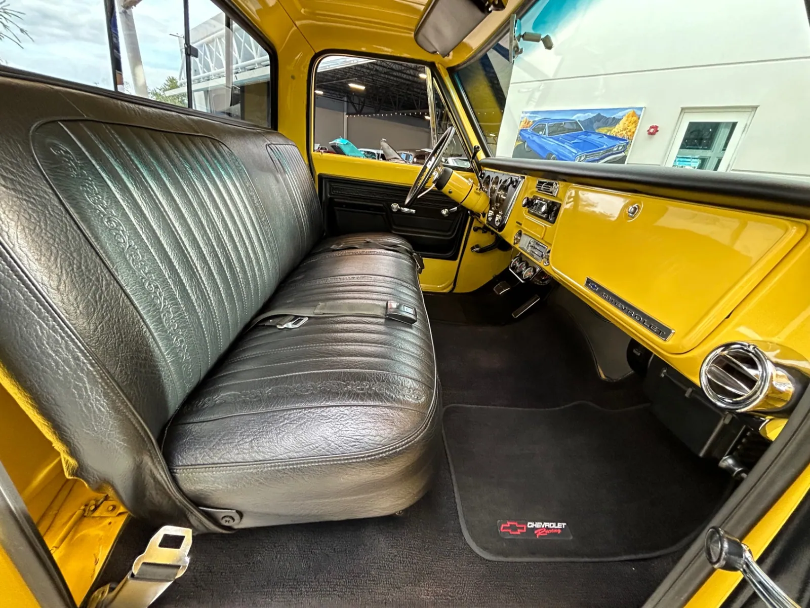 Interior of the 1972 Chevrolet C10