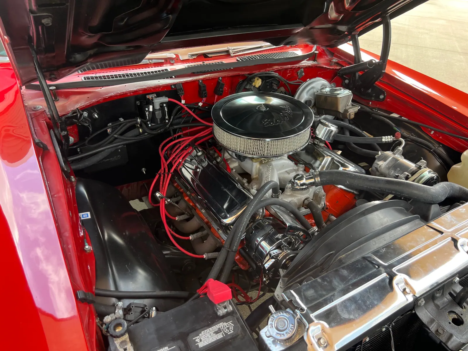 Engine bay of the 1972 Chevrolet Chevelle SS