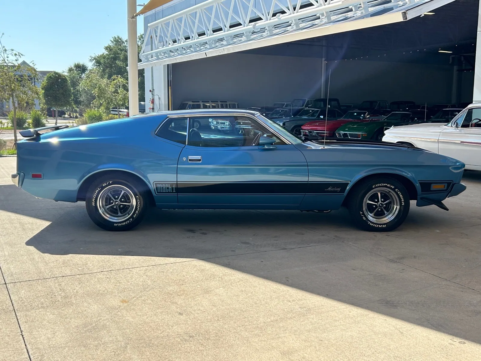 1973 Ford Mustang Mach 1 photo 2